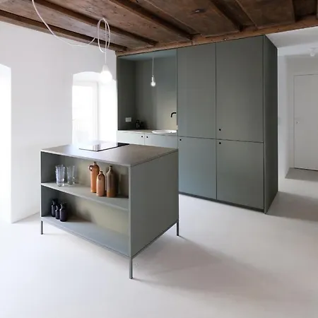 Charmantes Im Herzen Von *